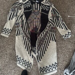 Geometric Patterned Cardigan